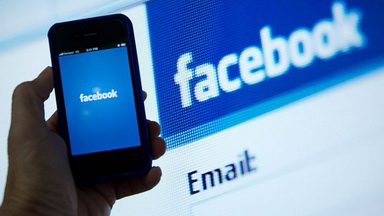 berlin-facebook-active-son-bouton-%22je-suis-en-securite%22