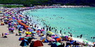 Boumerdès : Malgré le manque en structures d’accueil, 250 000 estivants déferlent sur les plages