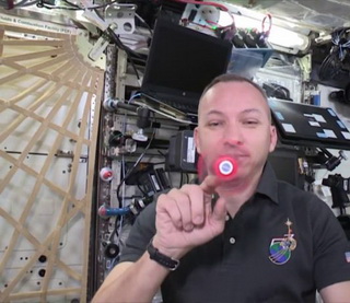 Le hand spinner s’invite à bord de l’ISS