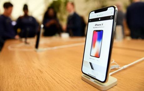 Apple autorise enfin le remplacement du double capteur arrière de l’IPhone X
