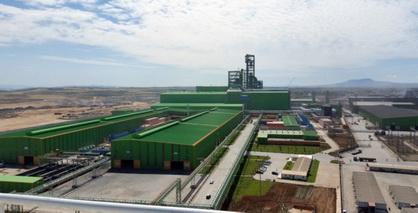 une usine de production d’acier