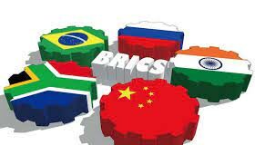 Les incidences de ces tensions sur la nouvelle reconfiguration géostratégique et de l’économie mondiale: L’émergence des BRICS