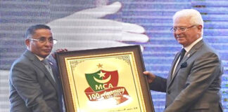 Football : 100e anniversaire du MCA: Le Président Tebboune honoré par le MC Alger