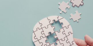 La profession de taxi : un rempart inattendu contre les complications fatales de la maladie d’Alzheimer