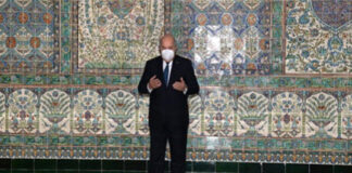 Massacres du 17 octobre 1961: Le Président Tebboune observe une minute de silence à la mémoire des martyrs