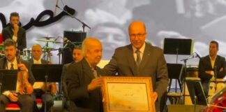 Troupe artistique du FLN: Le président de l’APN et le Premier ministre rendent hommage à ses membres