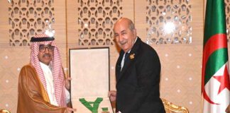 Ligue Arabe: Le Président Tebboune reçoit la plus haute distinction arabe de tourisme