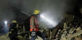 Guerre en Ukraine: Le bilan du bombardement sur un immeuble de Dnipro s’élève à 30 morts, 75 blessés et 41 disparus