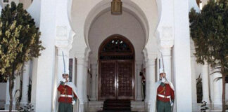 Tout en dénonçant une initiative à l’Université de Batna voulant distinguer le Président Tebboune: La présidence de la République se démarque des pratiques révolues