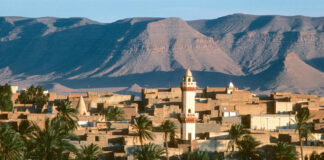 Bou Saâda – M’sila: Remise de quatre autorisations d’exercice de l’activité touristique sous la formule hébergement chez l’habitant