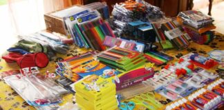 Médéa: Caravane itinérante de vente de fournitures scolaires