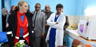 Nâama: Le Croissant-Rouge algérien fait don d’équipements médicaux et de médicaments