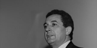 Décès de l’ancien ministre du Commerce Layachi Yaker: Le président de la République présente ses condoléances