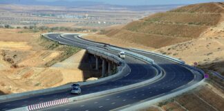 Axe autoroutier Lakhdaria – Bouderbala : déviation de la circulation des poids lourds vers la RN5 pendant un mois