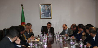 Communication: Le ministre tient une réunion avec les directeurs des chaînes de télévision nationales