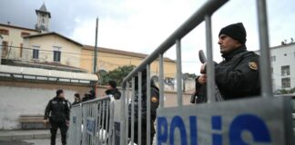 Turquie: plus de 40 personnes arrêtées à Istanbul après une fusillade dans une église