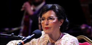 Alger: Beihdja Rahal embarque le public dans une randonnée onirique