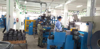 Constantine: Inauguration d’une usine de fabrication de pièces automobiles et une unité de production de batteries