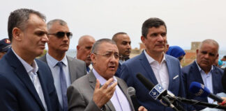 Alger: Merad s’enquiert des conditions de déroulement de la saison estivale