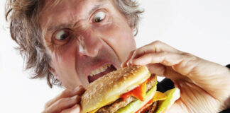 Mastication excessive chez les hommes âgés: Un signe précurseur de démence, selon une étude sud-coréenne