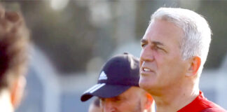 EN: Petkovic, coach obstiné ou visionnaire ?