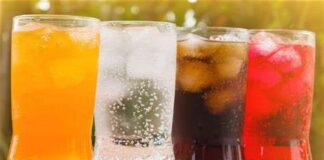 Les boissons gazeuses, fruitées et caféinées: Un risque accru d’AVC révélé par des études internationales