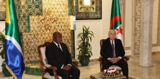 Aéroport international Houari-Boumediene: Le président de la République s’entretient avec son homologue sud africain au salon d’honneur