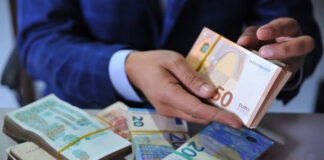 L’appréciation et l’atténuation du dinar algérien: La distorsion croissante entre le marché parallèle et le cours sur le marché officiel implique un accroissement de la production et de la productivité