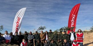 Ooredoo et l’Association Nationale du volontariat organisent une double action solidaire et environnementale à Naâma