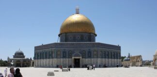 Palestine: des dizaines de colons sionistes prennent d’assaut l’esplanade d’Al-Aqsa
