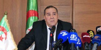 Communication: Le ministre passe en revue la stratégie du secteur