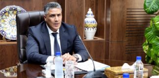 VIDEO: Le Président Abdelmadjid Tebboune honore le Ministre Mohamed Tarek Belaribi avec la Médaille du Mérite National