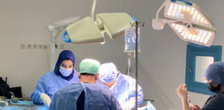 Solidarité médicale: Deux chirurgiens de l’extérieur de la wilaya réalisent plus de 100 interventions chirurgicales à Tissemsilt
