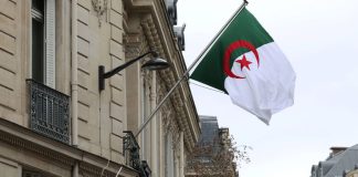 Tensions diplomatiques entre Alger et Paris: L’Algérie dénonce les restrictions françaises sur l’accès à son territoire