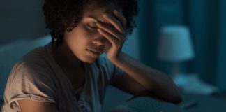 Une seule nuit blanche peut bouleverser votre santé: Les scientifiques alertent sur les risques inflammatoires