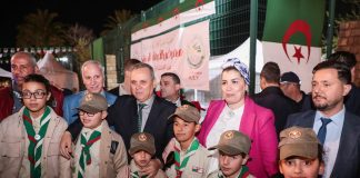 Réunissant plus de 3500 orphelins: Mouloudji participe au plus grand iftar collectif d’Algérie, marqué par des dons et des distinctions
