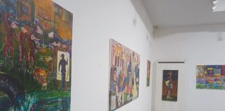 Oran: L’artiste plasticienne Adila Hamadi présente ses premières œuvres