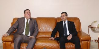 Les médias, un levier stratégique pour accompagner le développement économique: Meziane appelle les journalistes à promouvoir l’investissement en Algérie