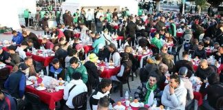 Tizi-Ouzou: Ambiance conviviale à l’Iftar collectif des supporters de l’EN