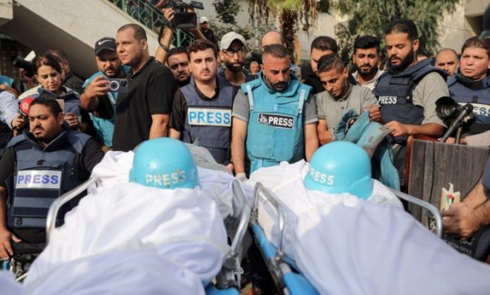 Agression sioniste contre Ghaza 211 journalistes tombent en martyrs depuis le 7 octobre 2023