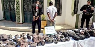 Gendarmerie nationale: Plus de 300 kilogrammes de fragments de météorites saisies à Timimoun