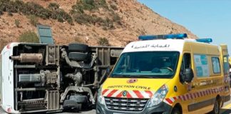 Tizi Ouzou: 13 blessés dans une collision entre un bus et deux camions à Tadmaït