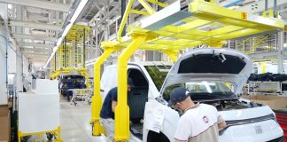 Industrie automobile: Vers une filière intégrée avec plus de 100 000 véhicules produits et 500 fournisseurs ciblés