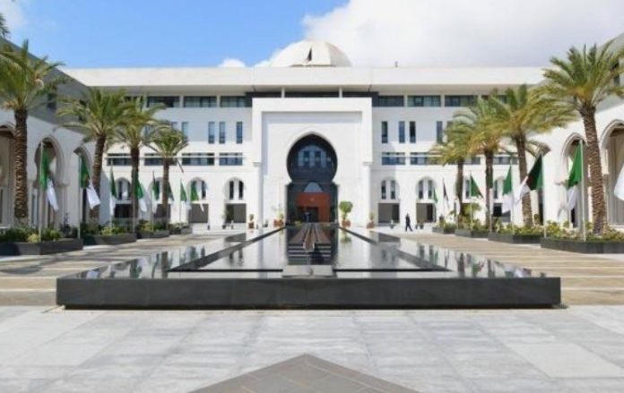 Agrément à la nomination du nouvel ambassadeur d'Algérie auprès d'Antigua