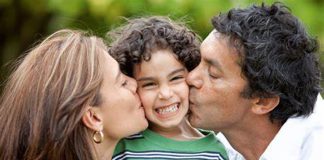 Les enfants rajeunissent le cerveau des parents, concluent des neuroscientifiques