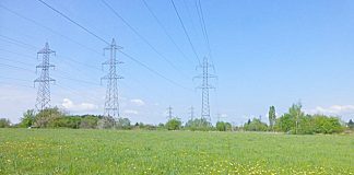 Sidi Bel-Abbes: Raccordement de 677 exploitations agricoles au réseau électrique