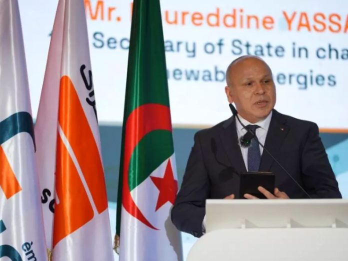 p 7 1 Noureddine Yassaa