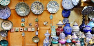 Bouira: Une cinquantaine d’artisanes au Salon local de la femme et des familles productives