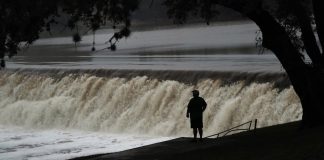 Etats-Unis: le bilan des inondations au Texas passe à 59 morts
