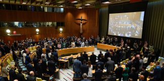 Conférence internationale sur la Palestine: Le débat soutient une paix durable fondée sur la solution des deux États